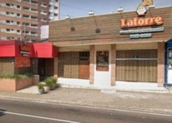 Pizzaria está selecionando Cozinheiro, Garçom, Barman, Pizzaiolo ou Auxiliar de pizzaiolo, Padeiro ou Auxiliar de padeiro; Envie seu currículo!