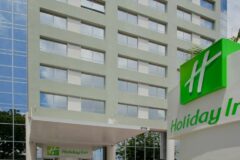 Hotel Holiday está selecionando Agente de portaria; Envie seu currículo!
